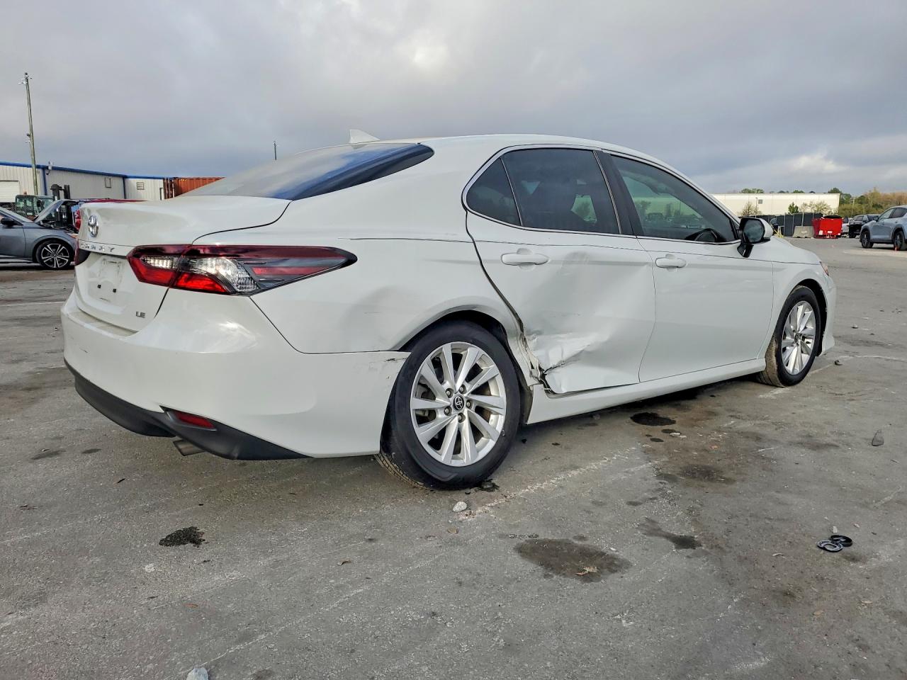 2023 TOYOTA CAMRY