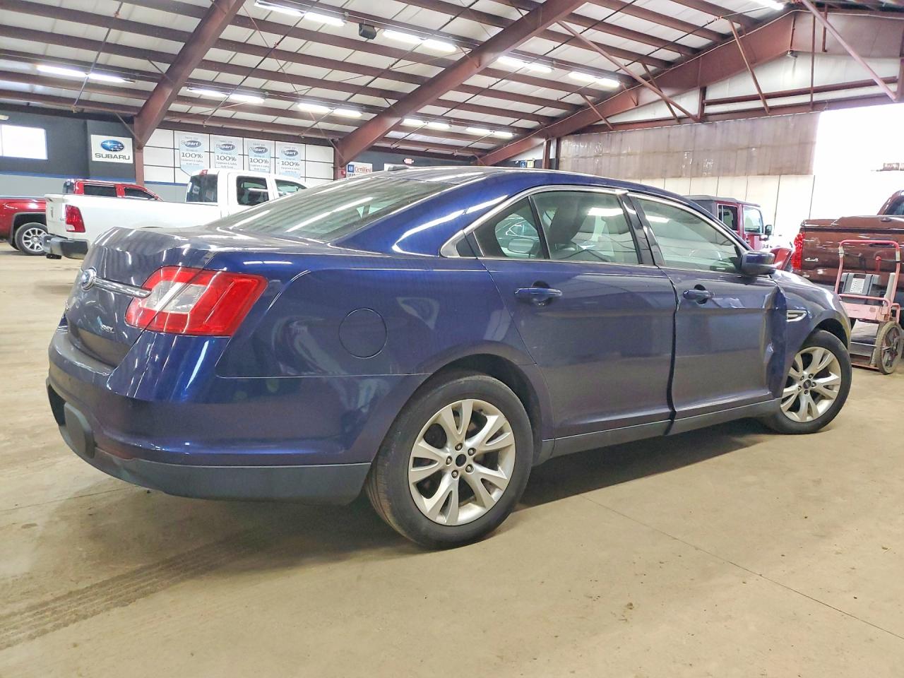 2011 FORD TAURUS