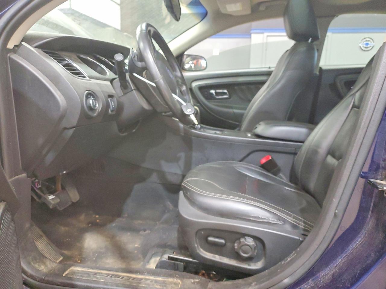 2011 FORD TAURUS