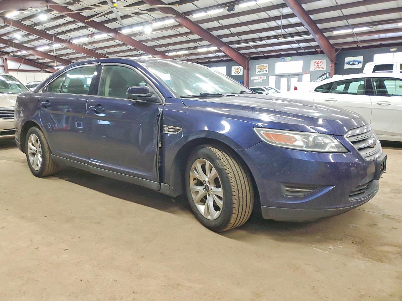 2011 FORD TAURUS