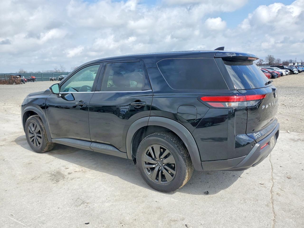 2022 NISSAN PATHFINDER