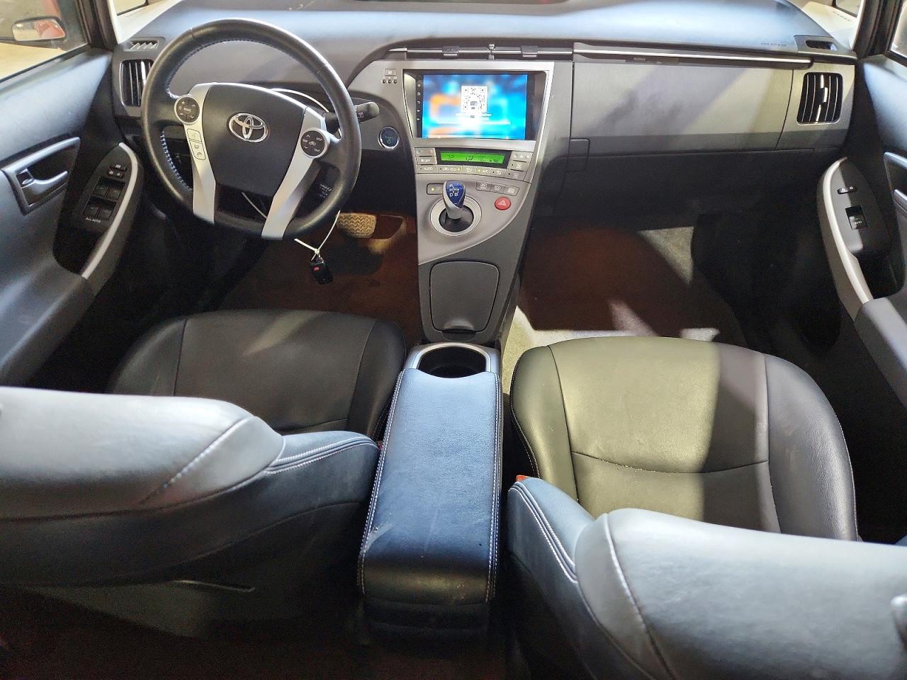 2015 TOYOTA PRIUS