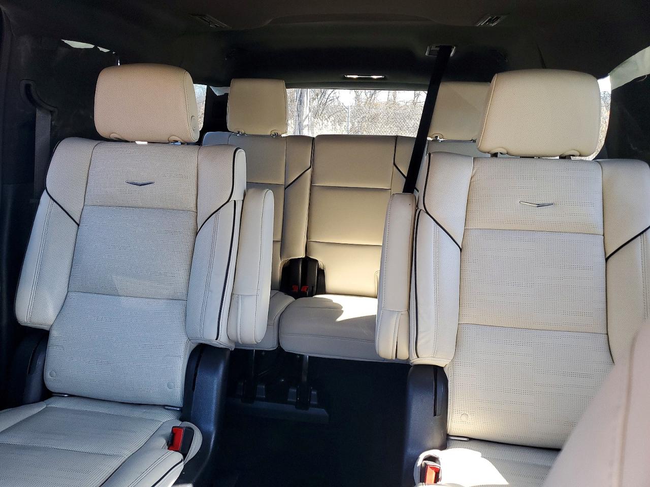 2022 CADILLAC ESCALADE