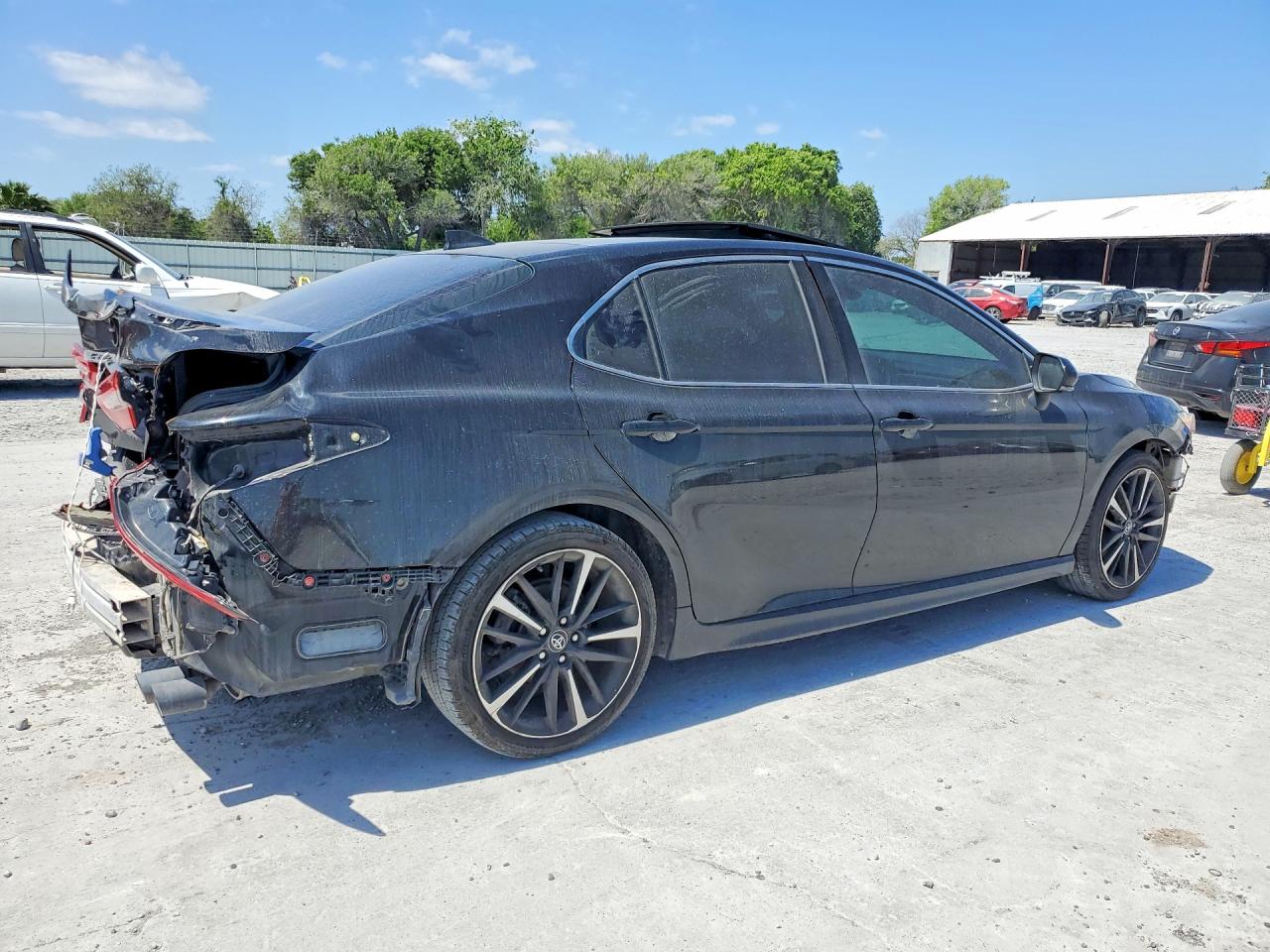 2020 TOYOTA CAMRY
