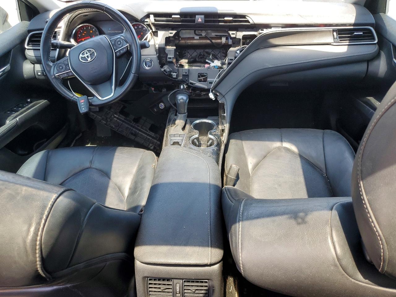 2020 TOYOTA CAMRY