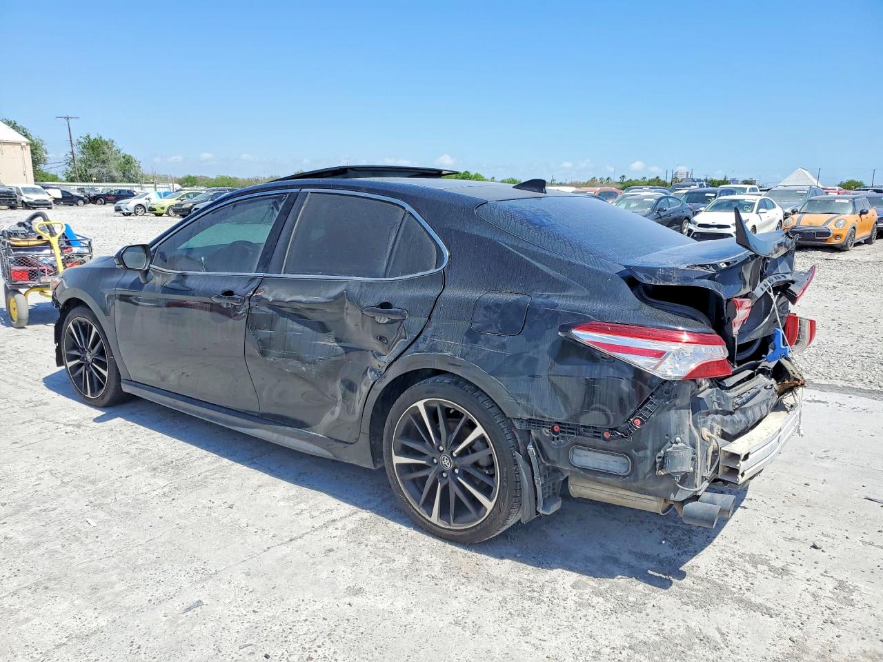 2020 TOYOTA CAMRY