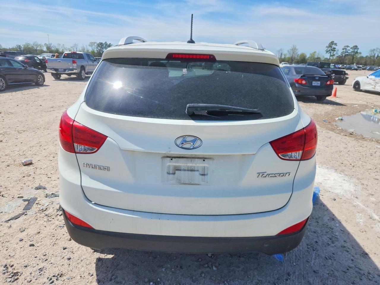 2011 HYUNDAI TUCSON
