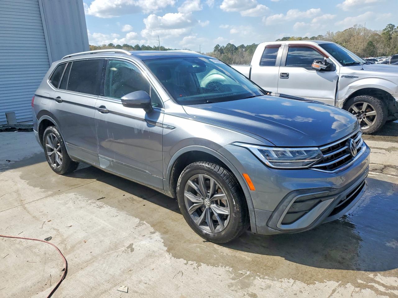 2022 VOLKSWAGEN TIGUAN