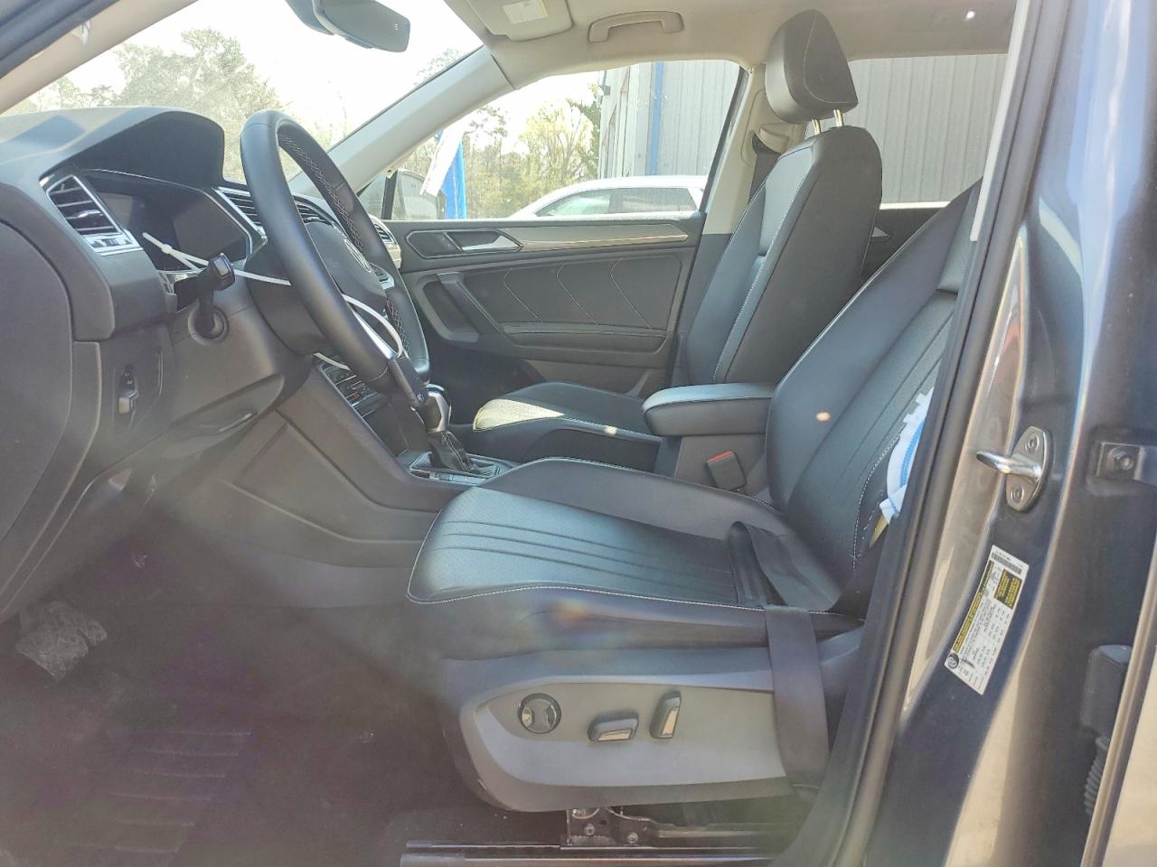 2022 VOLKSWAGEN TIGUAN