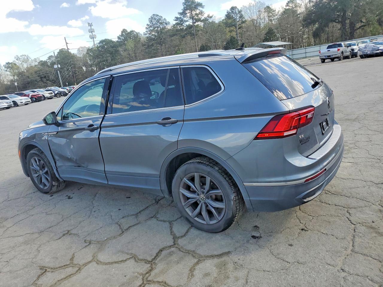 2022 VOLKSWAGEN TIGUAN