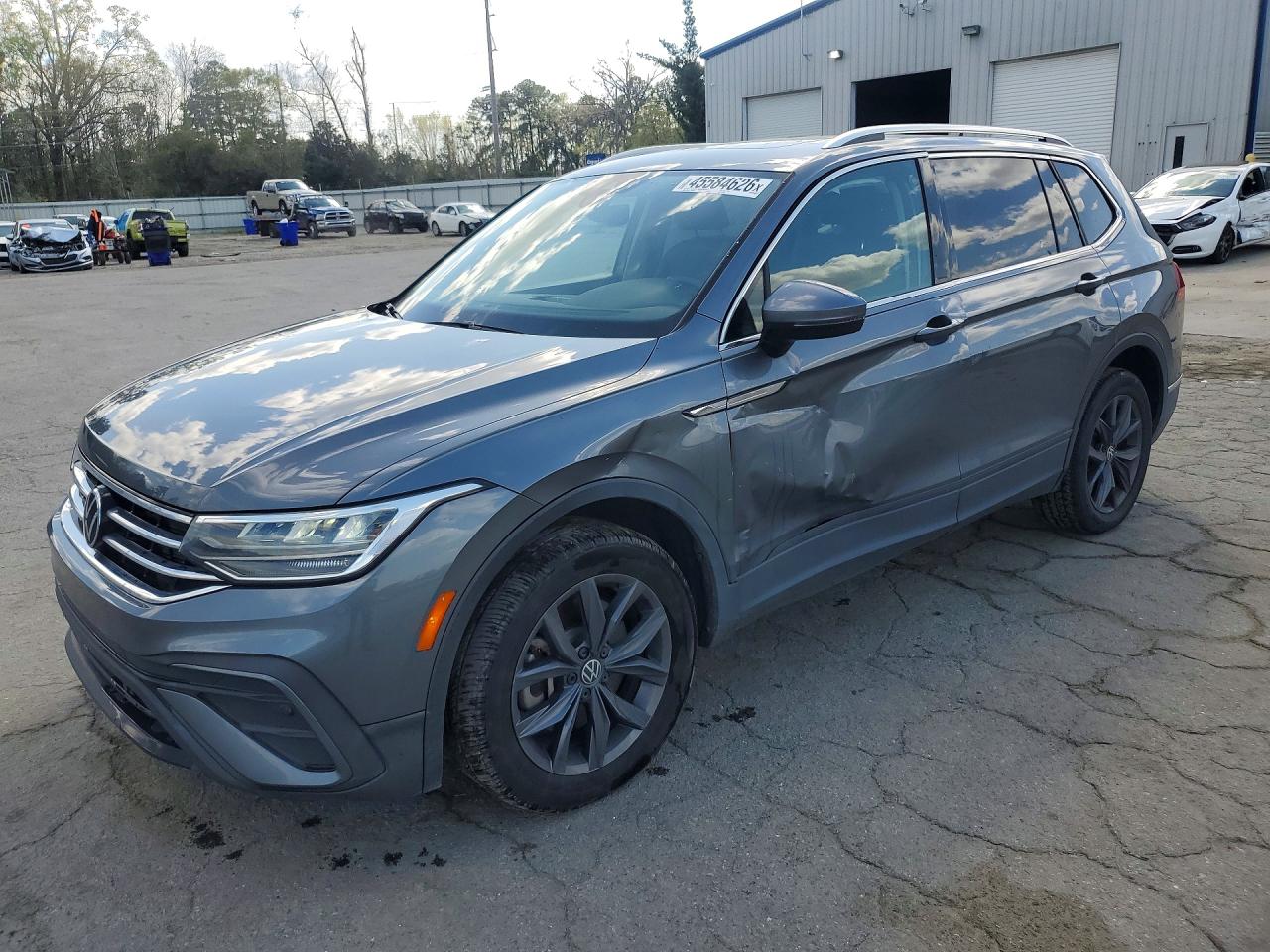 2022 VOLKSWAGEN TIGUAN