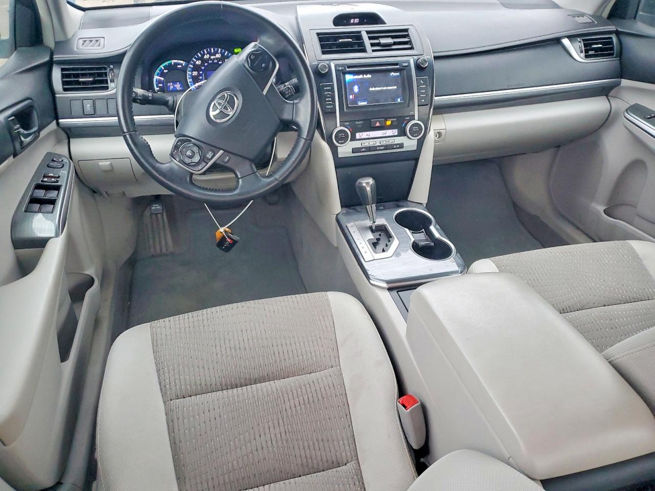 2013 TOYOTA CAMRY SOLA
