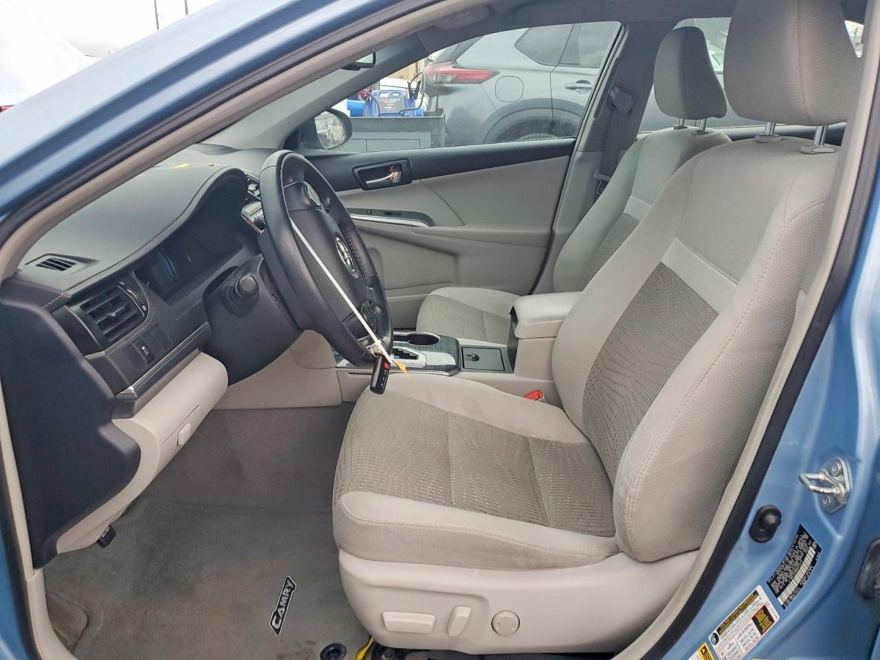 2013 TOYOTA CAMRY SOLA