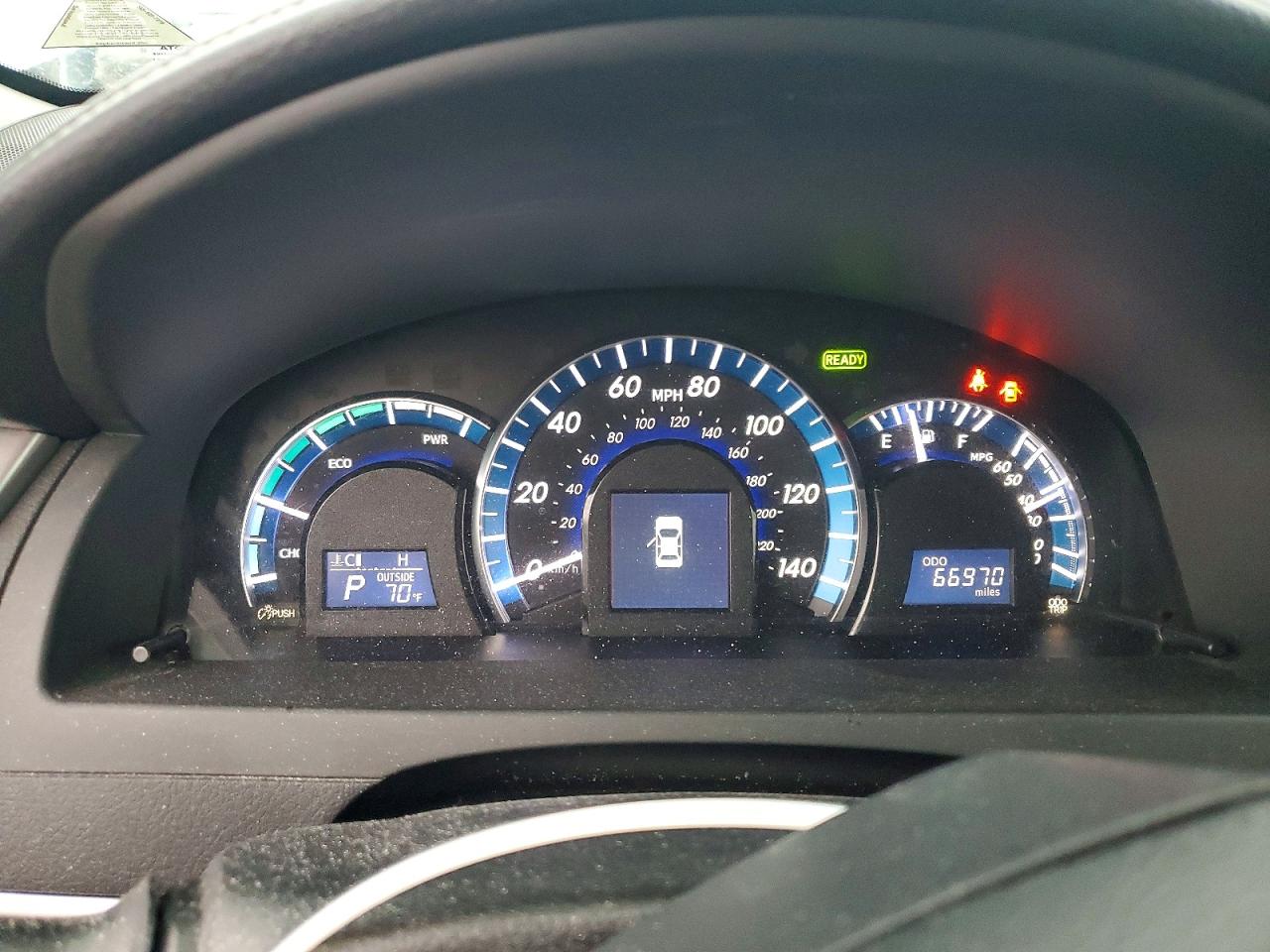 2013 TOYOTA CAMRY SOLA