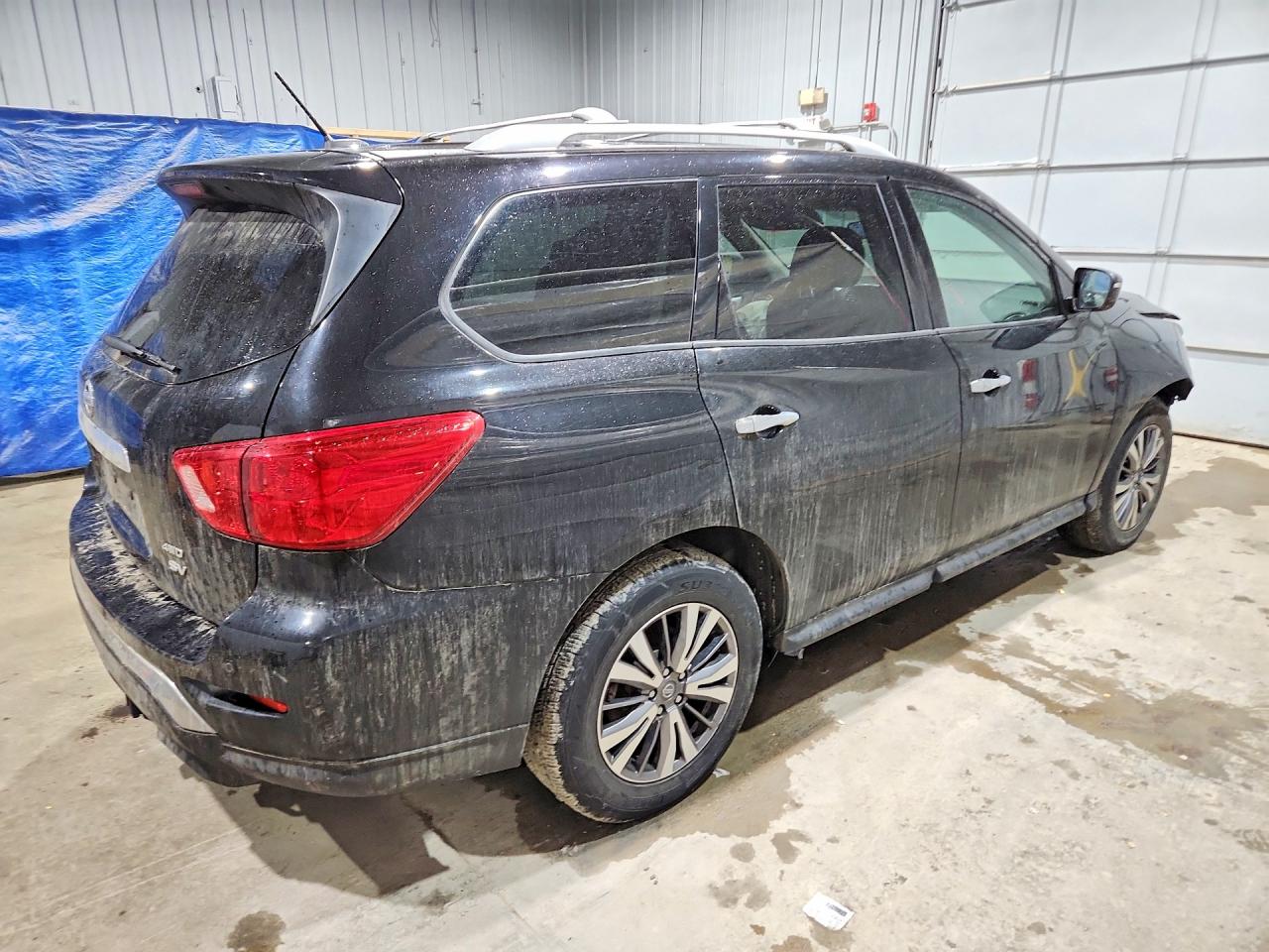 2018 NISSAN PATHFINDER