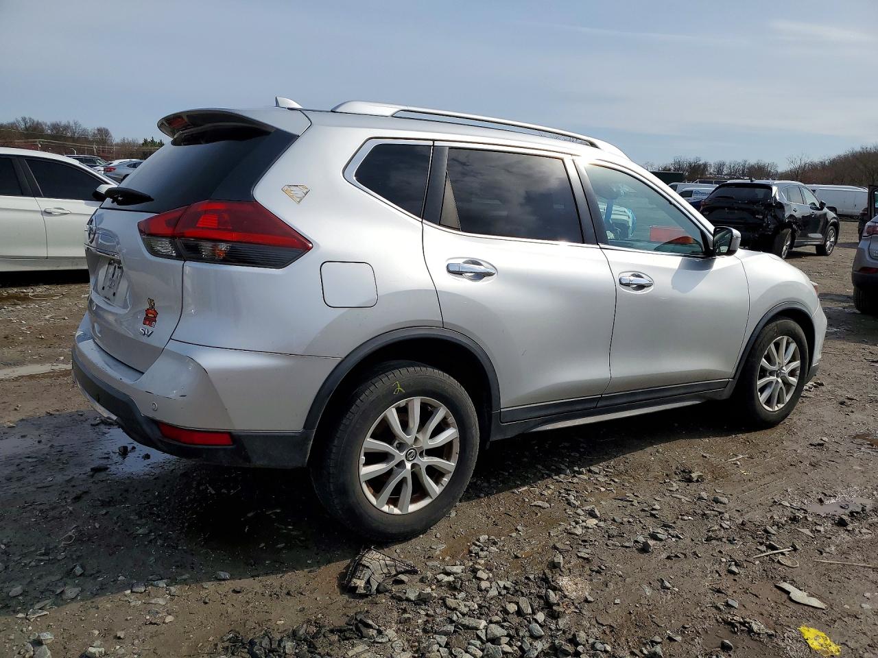 2019 NISSAN ROGUE