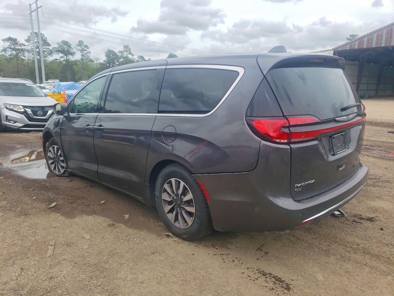 2022 CHRYSLER PACIFICA
