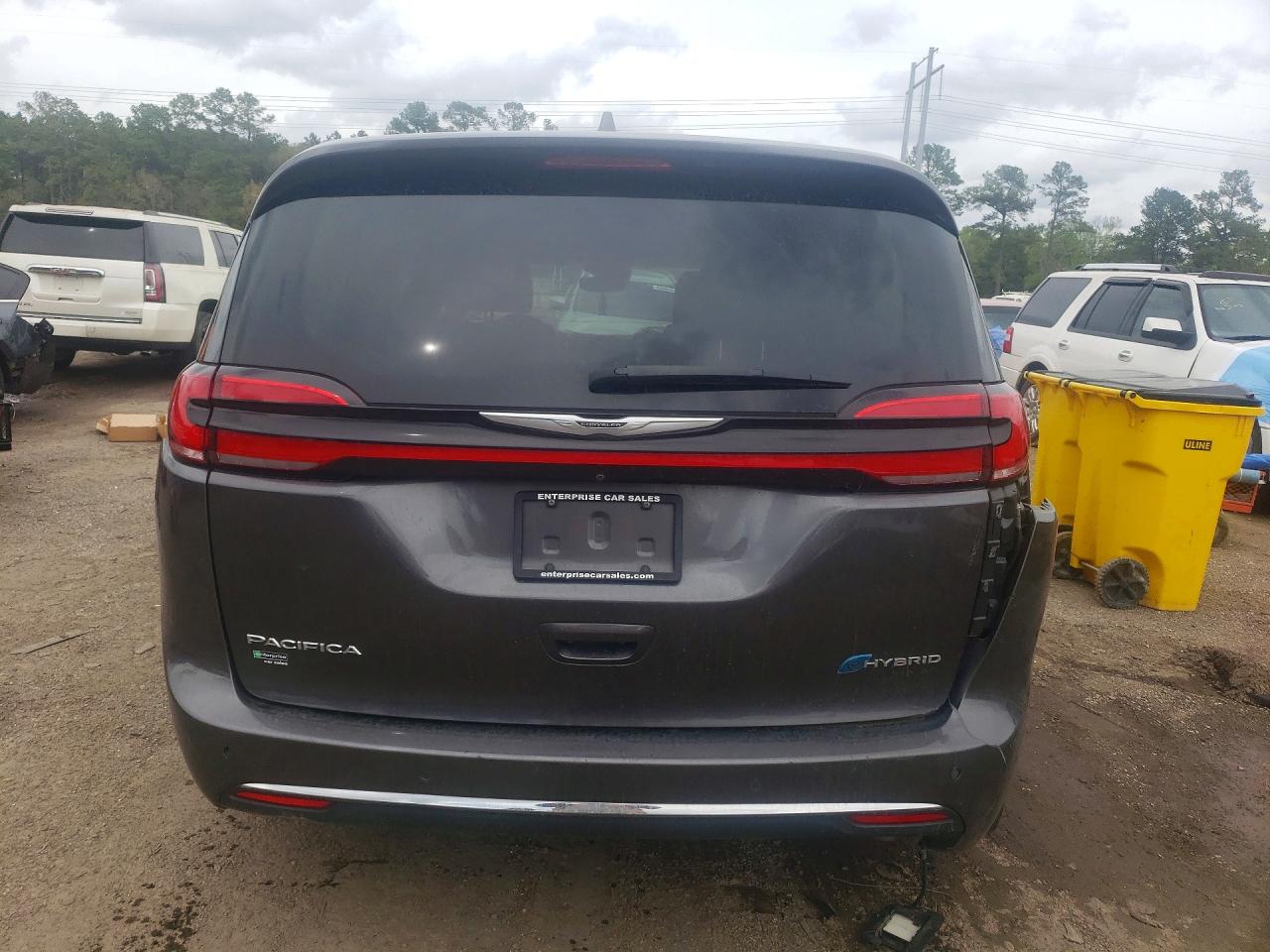 2022 CHRYSLER PACIFICA