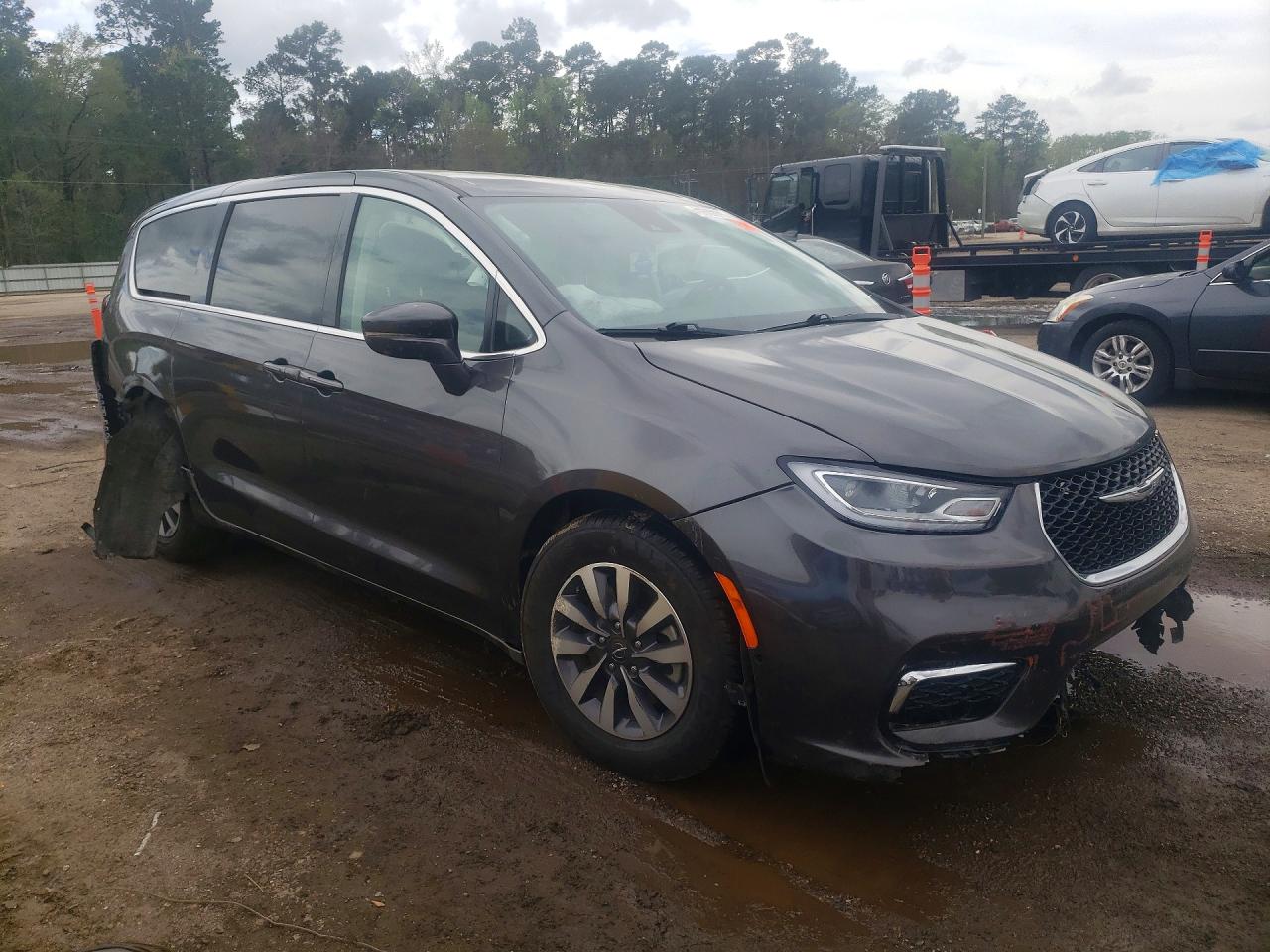 2022 CHRYSLER PACIFICA