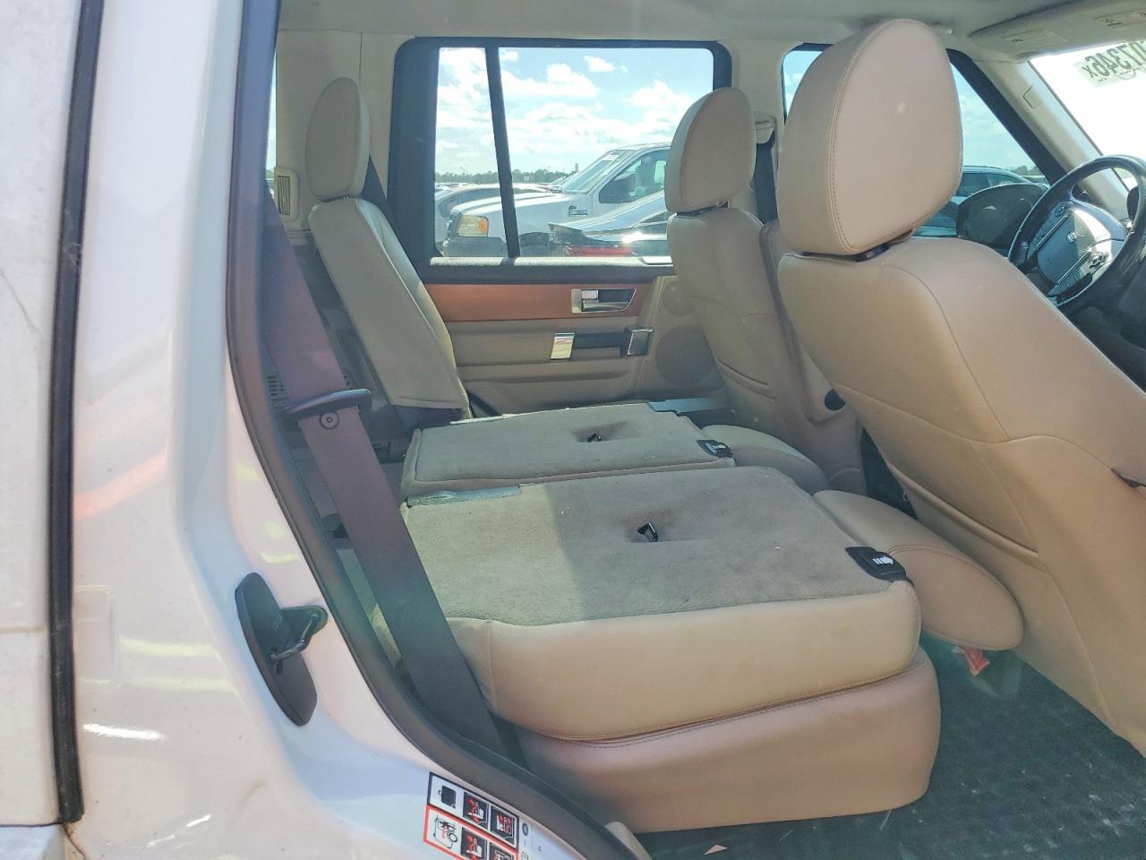 2016 LAND ROVER LR4