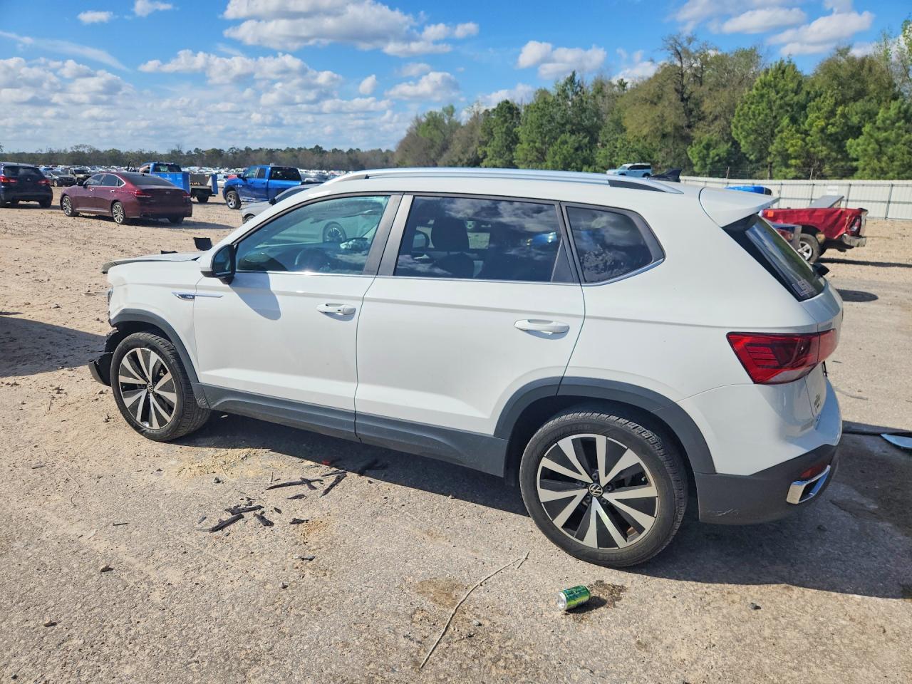 2023 VOLKSWAGEN TAOS SE
