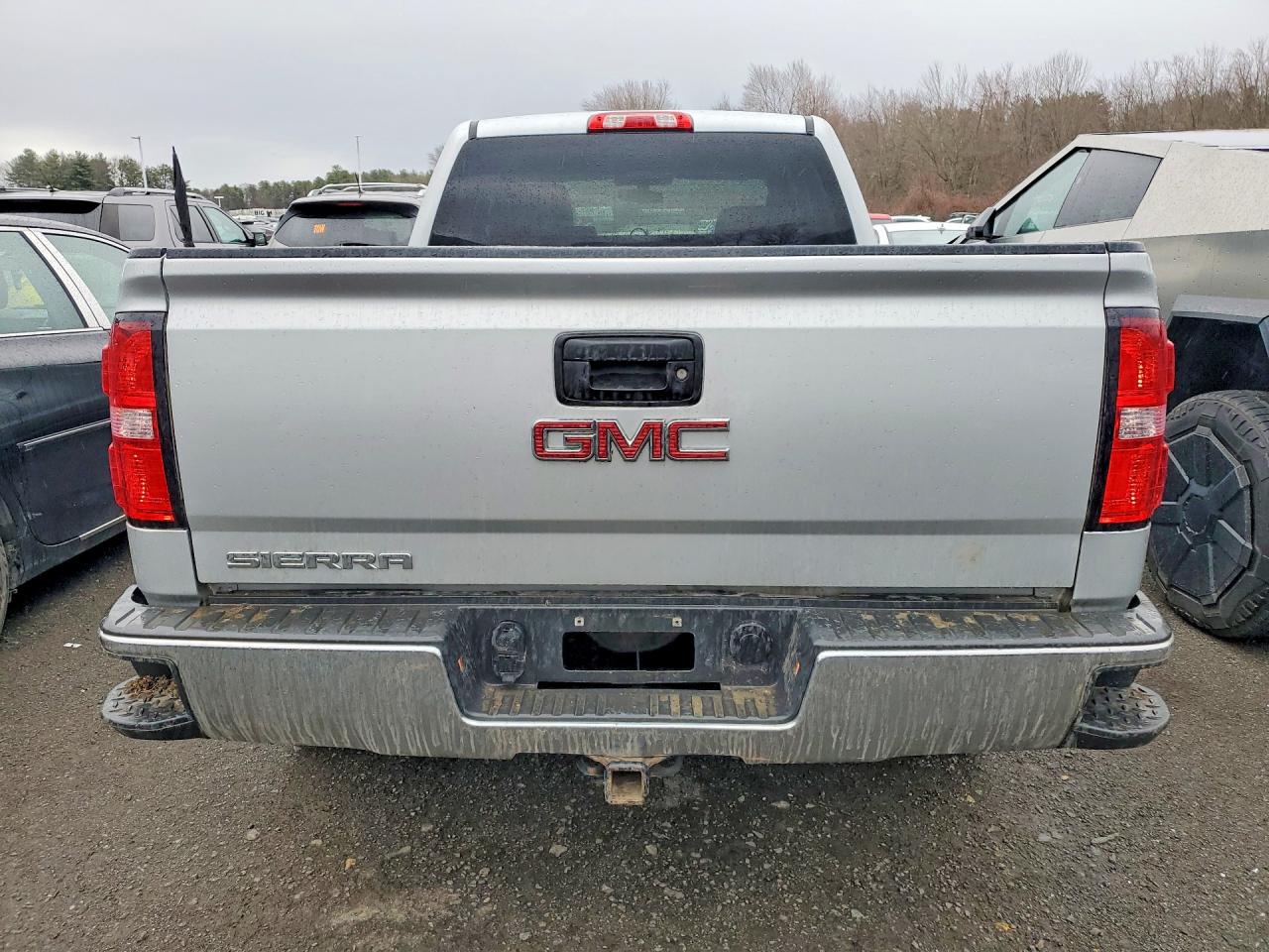2018 GMC SIERRA