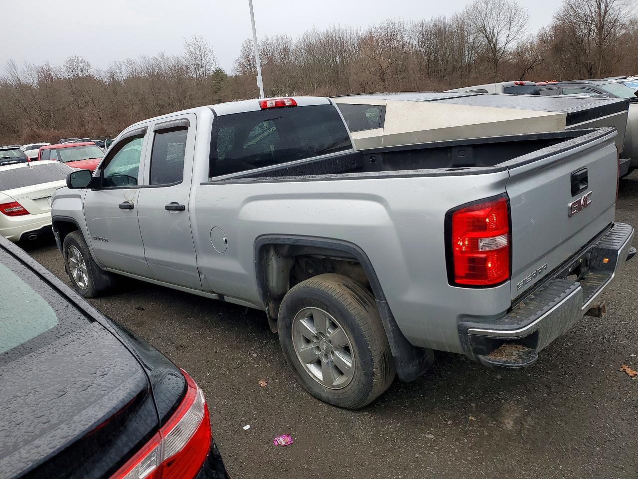 2018 GMC SIERRA