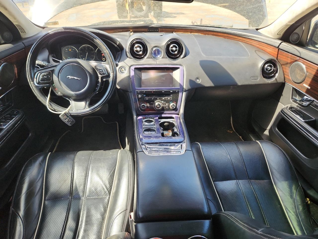 2011 JAGUAR XJ