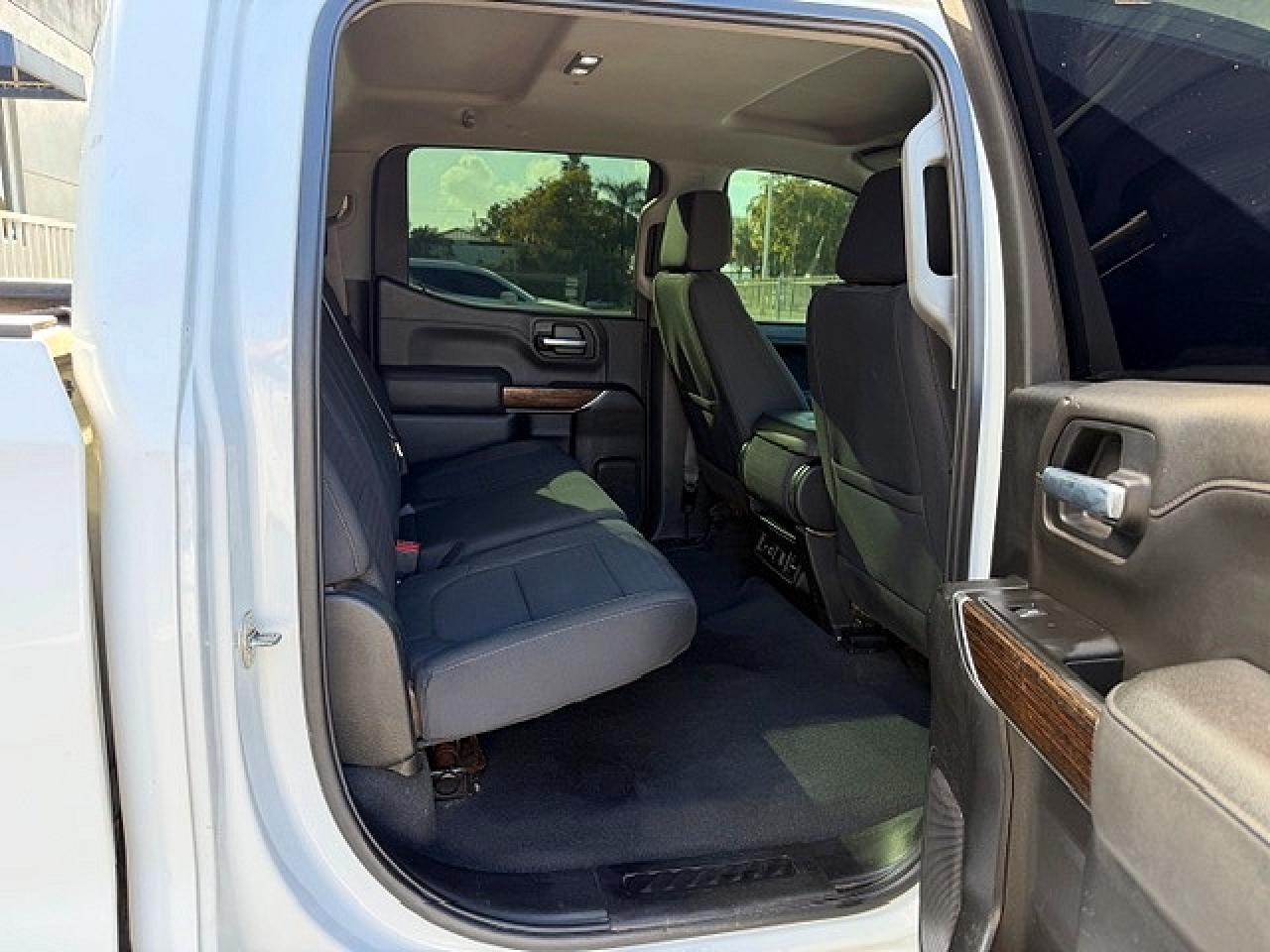 2021 GMC SIERRA
