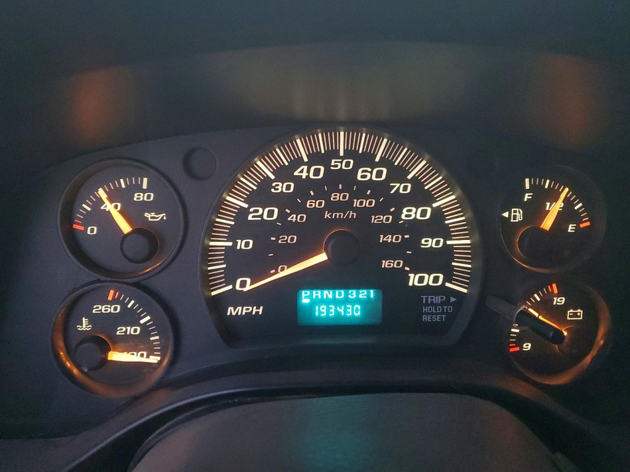 2004 CHEV EXPRESS