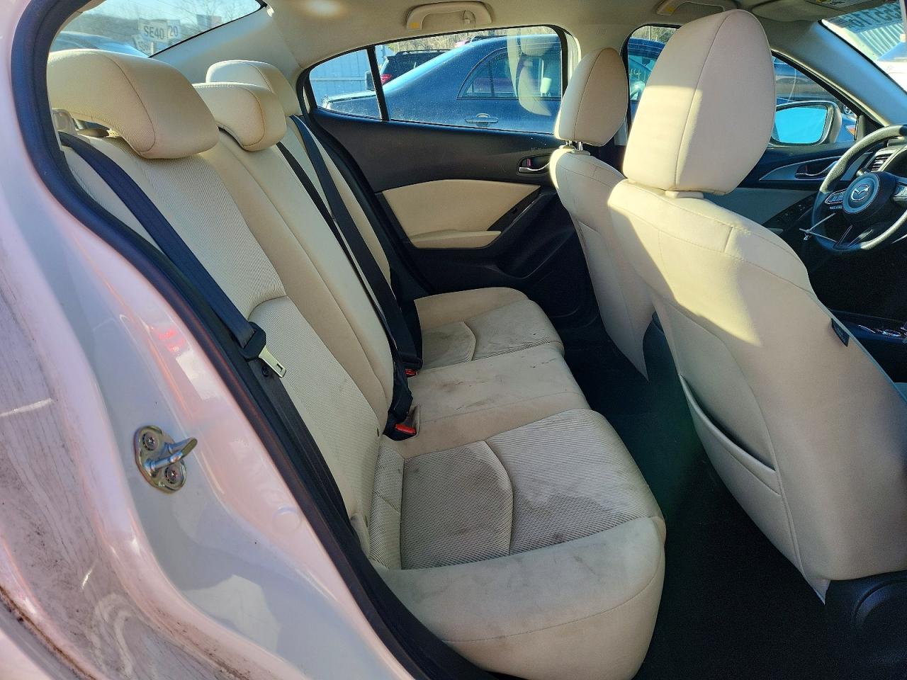 2018 MAZDA 3