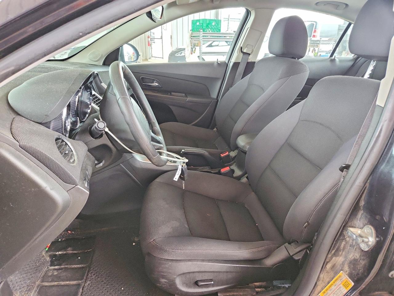 2015 CHEVROLET CRUZE