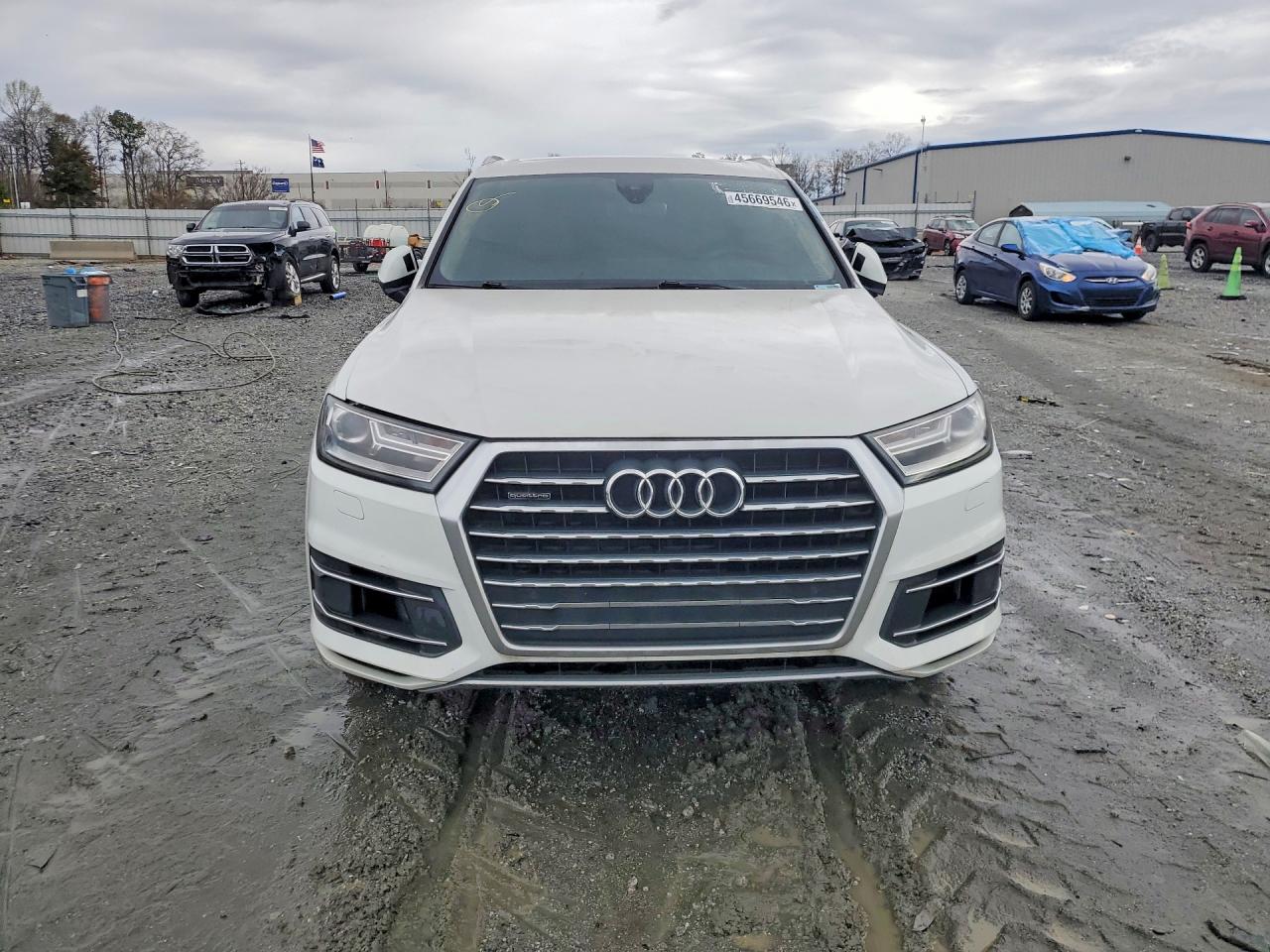 2018 AUDI Q7