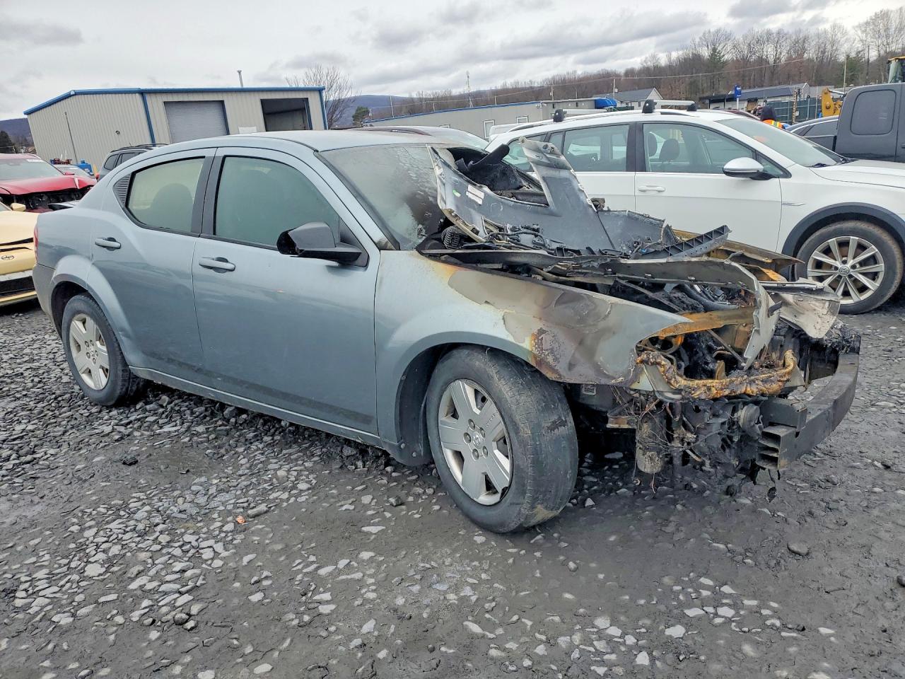 2010 DODGE AVENGER