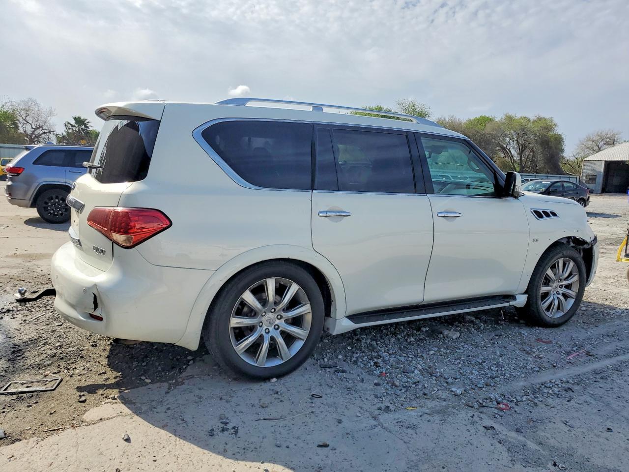 2014 INFINITI QX80