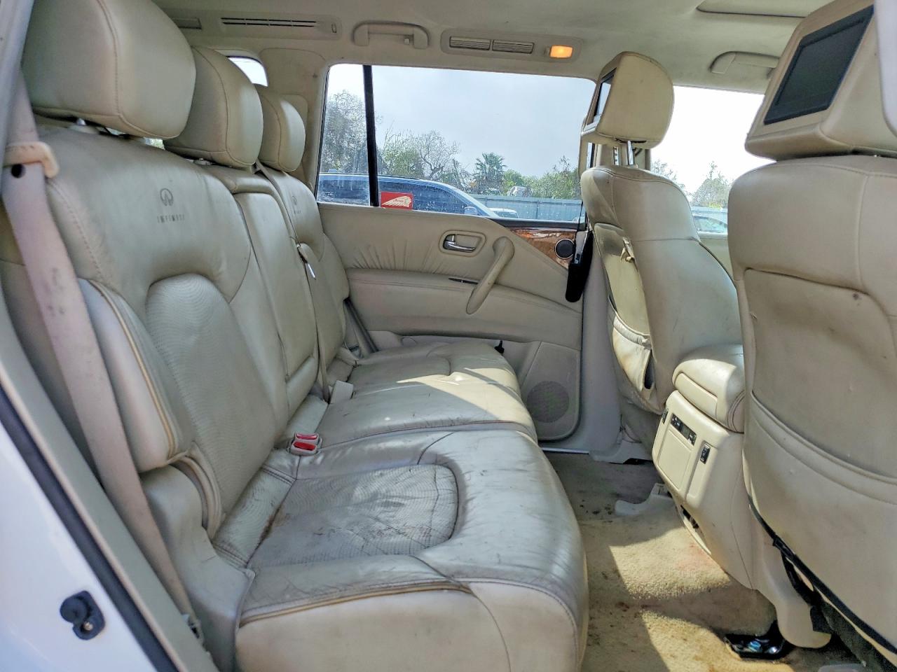 2014 INFINITI QX80