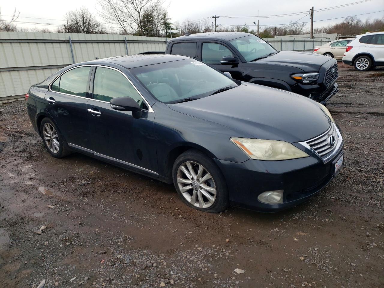 2011 LEXUS ES350