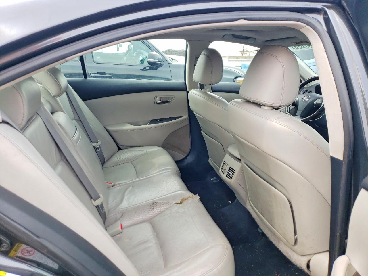 2011 LEXUS ES350