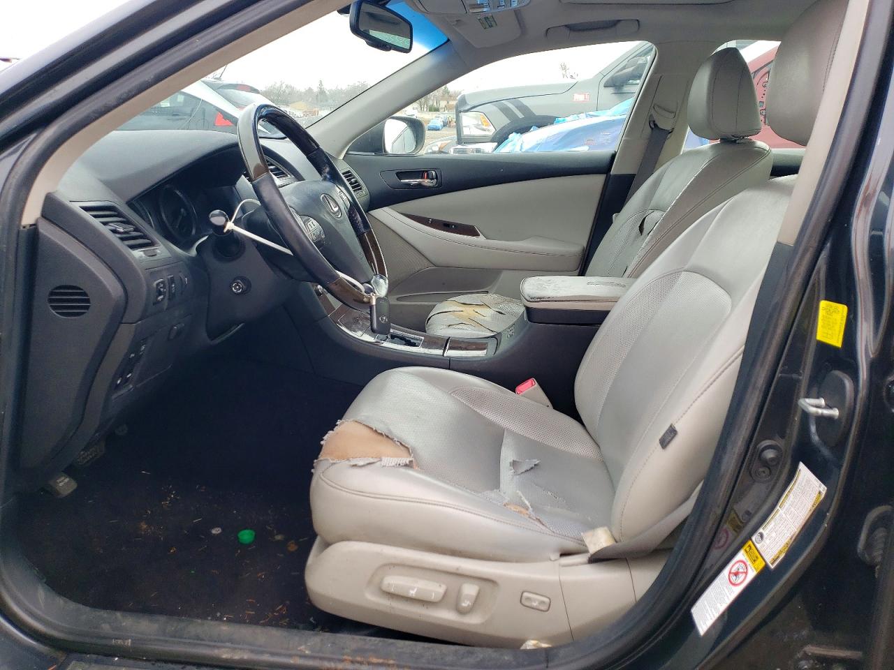 2011 LEXUS ES350