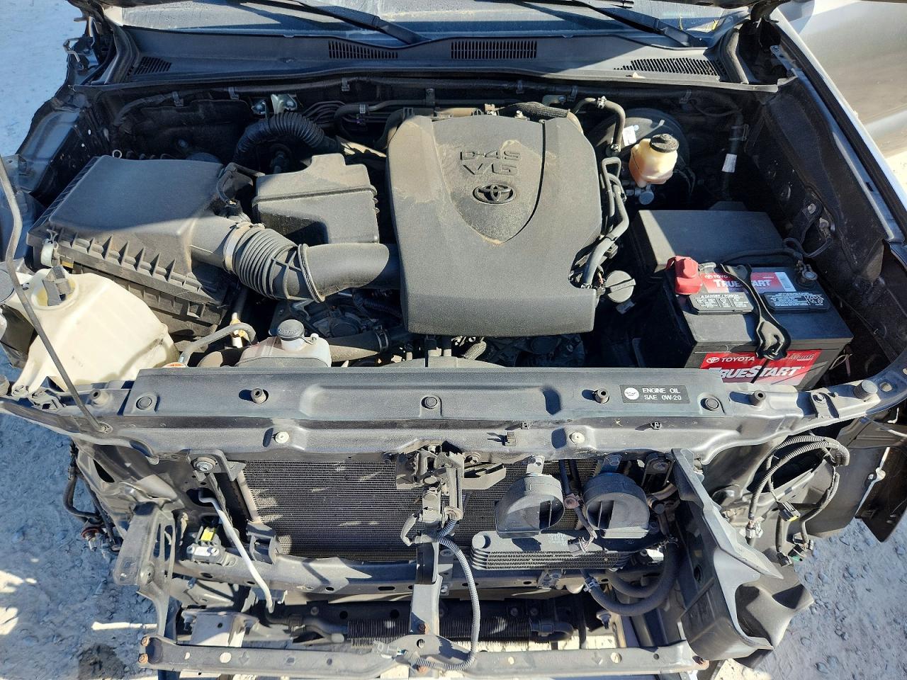 2018 TOYOTA TACOMA