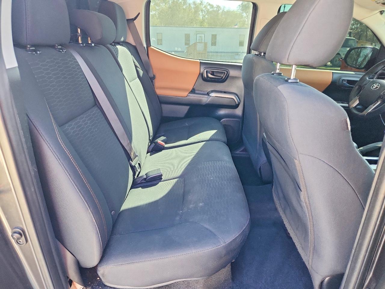 2018 TOYOTA TACOMA