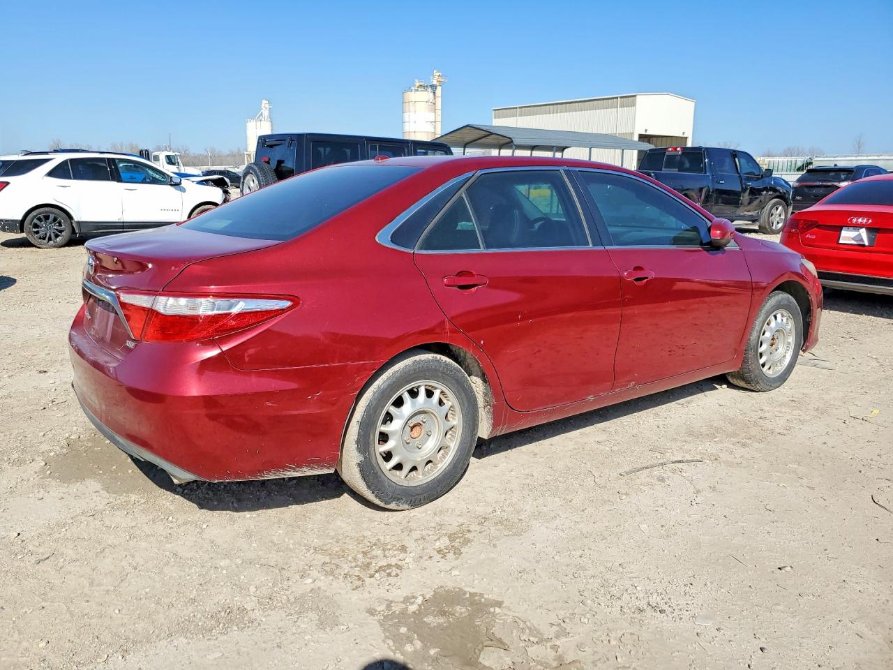 2016 TOYOTA CAMRY