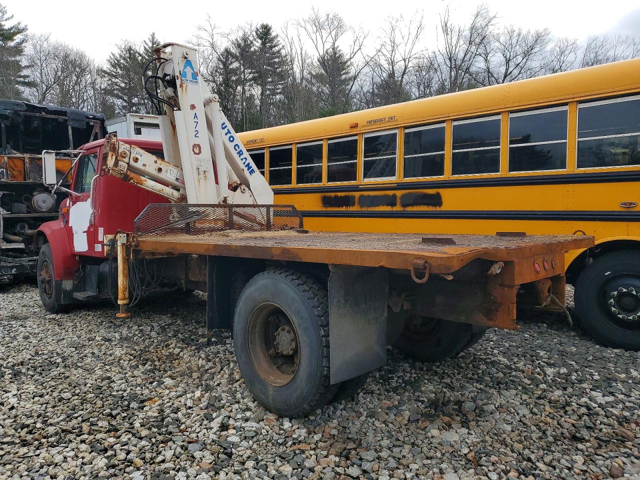 1996 INTERNATIONAL 4000 SERIE