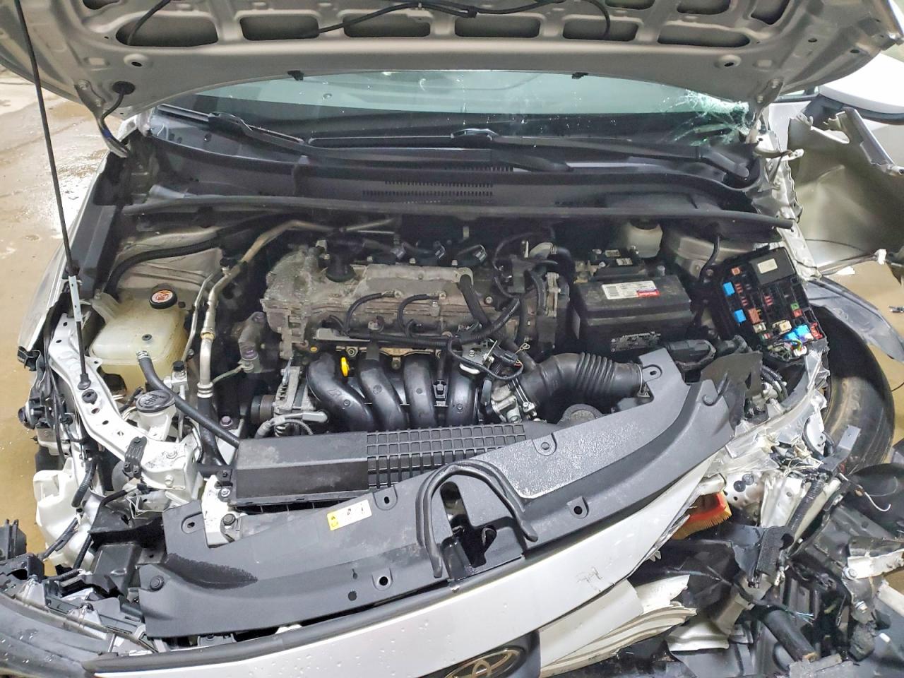 2022 TOYOTA COROLLA