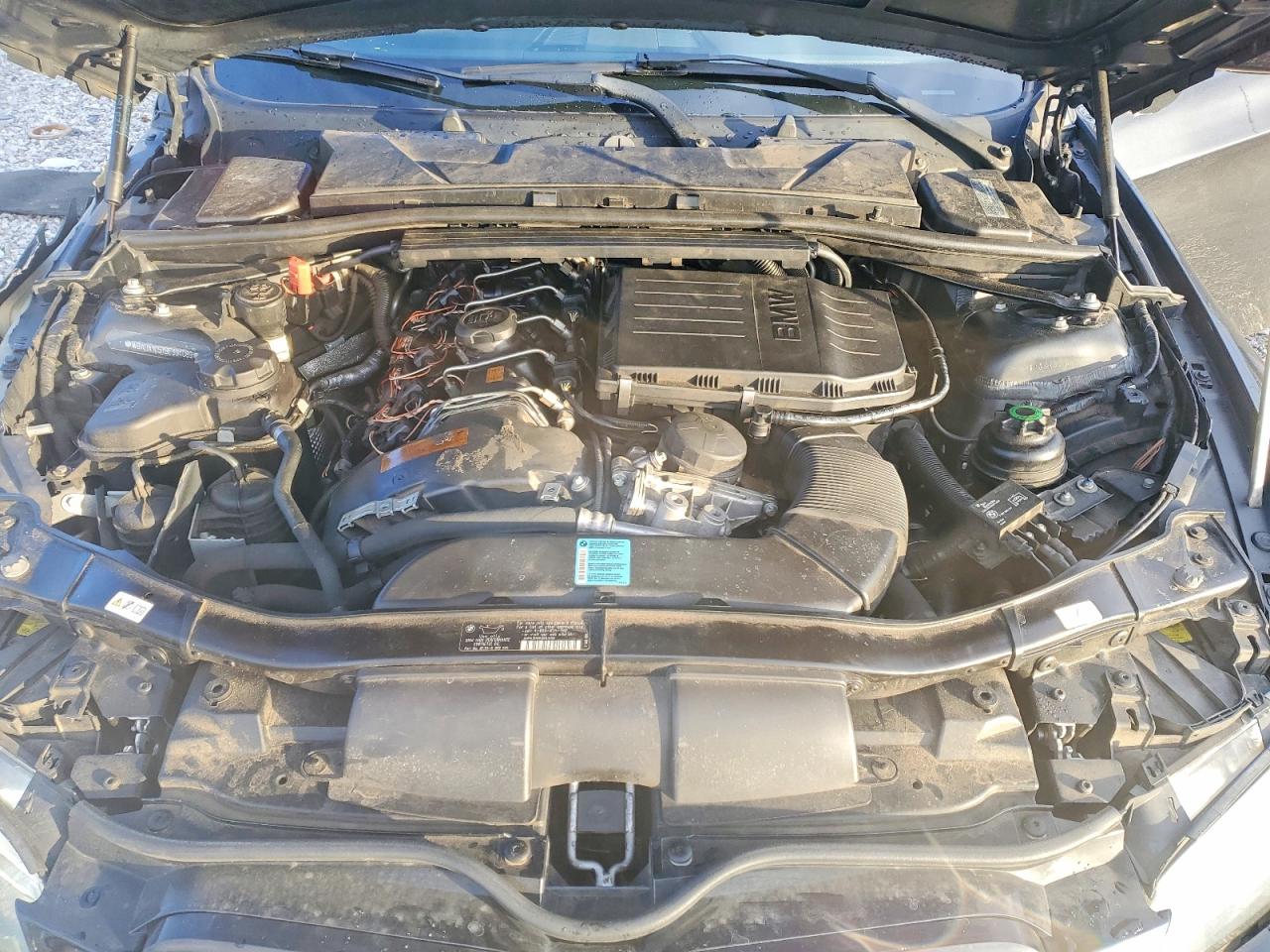 2011 BMW 3 SERIES