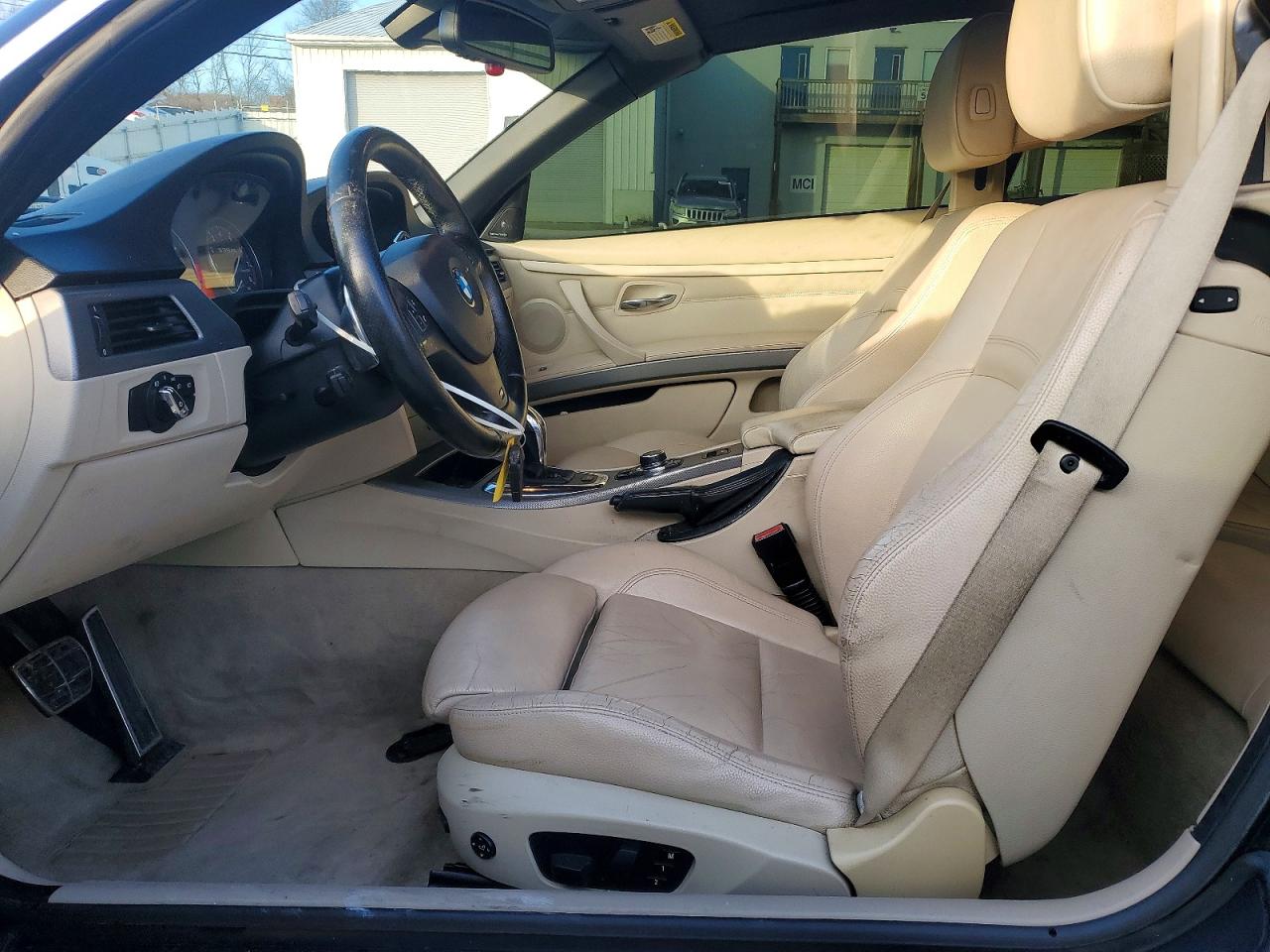 2011 BMW 3 SERIES