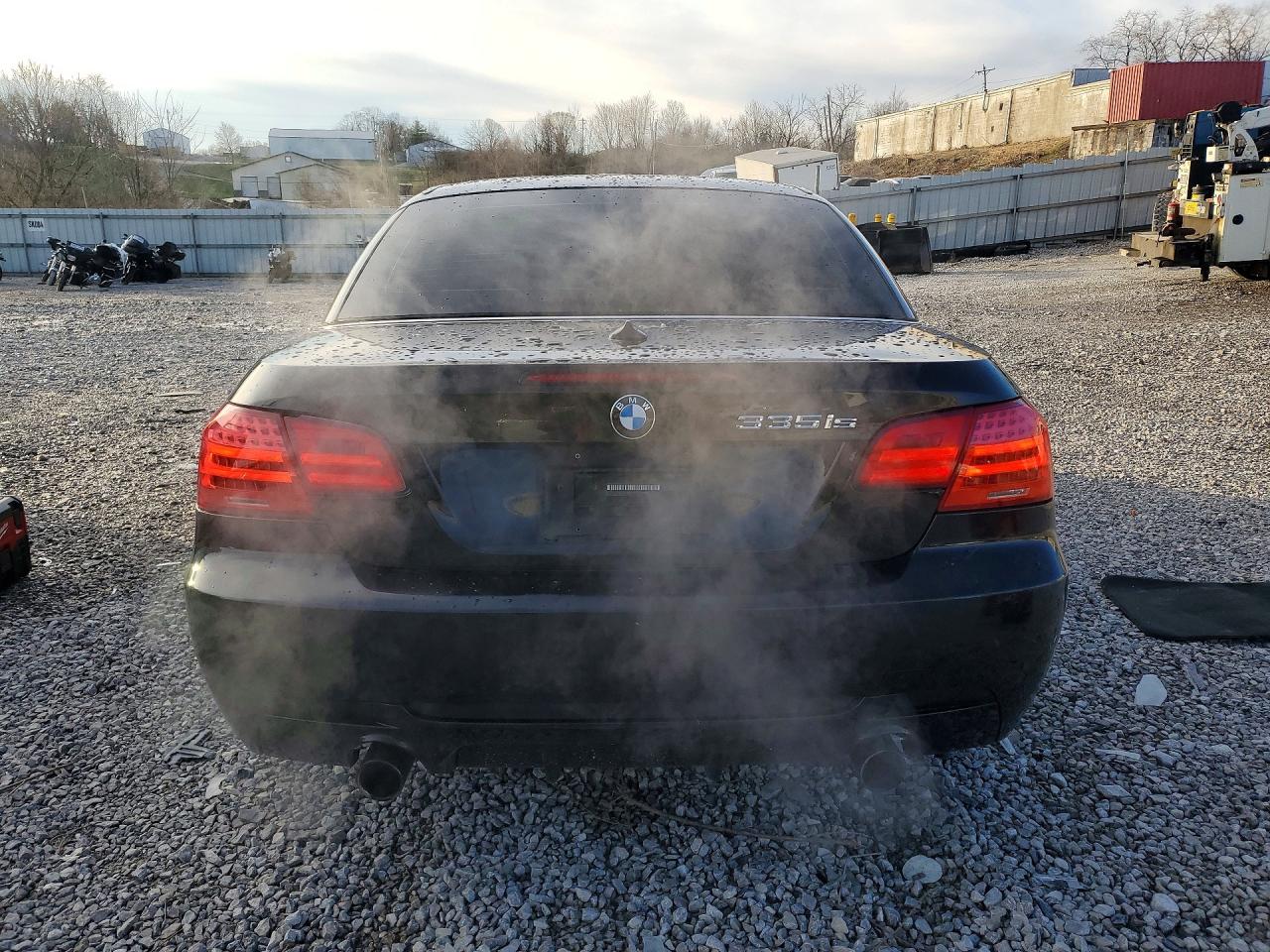 2011 BMW 3 SERIES