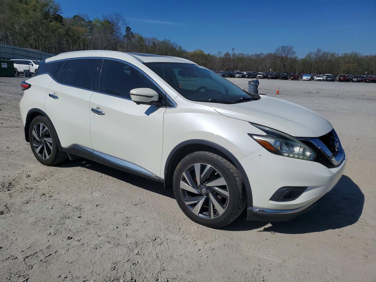 2016 NISSAN MURANO
