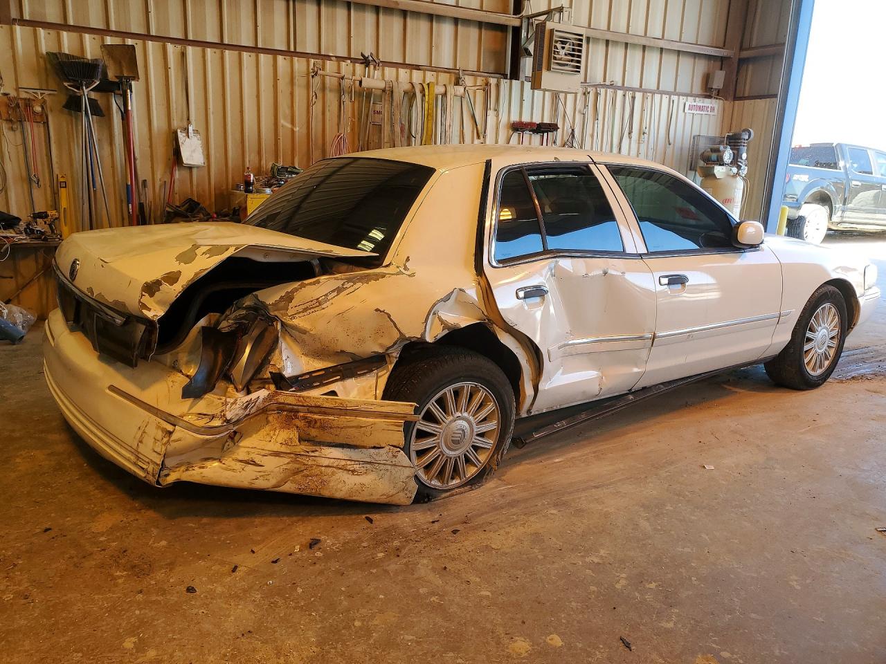 2008 MERCURY GRMARQUIS