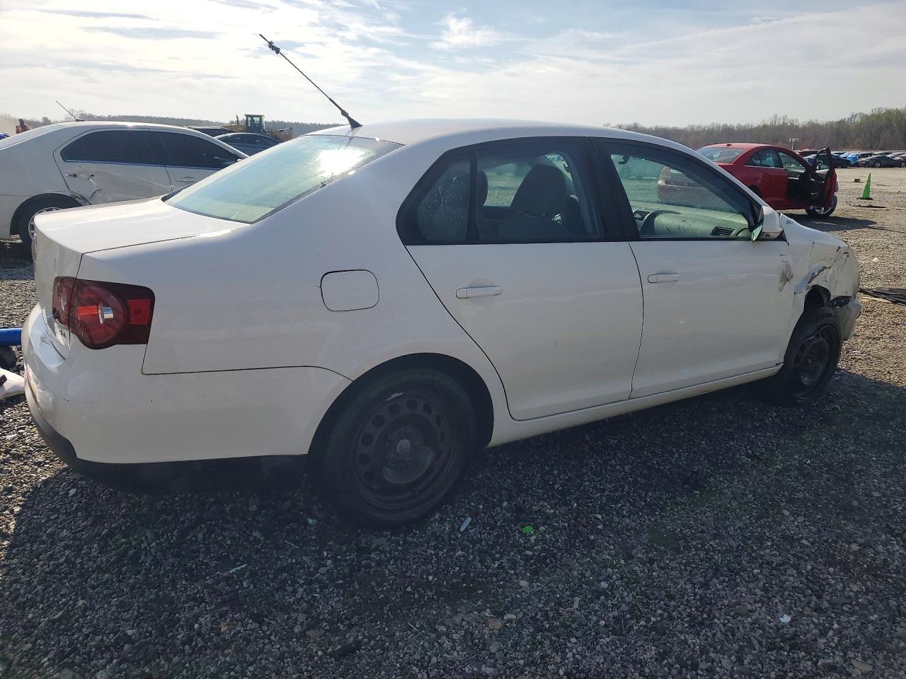 2010 VOLKSWAGEN JETTA